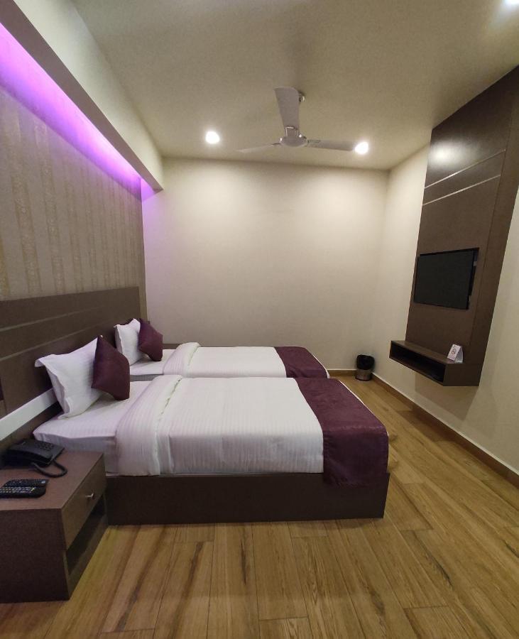 Lavender Infopark Kochi Hotel Kültér fotó