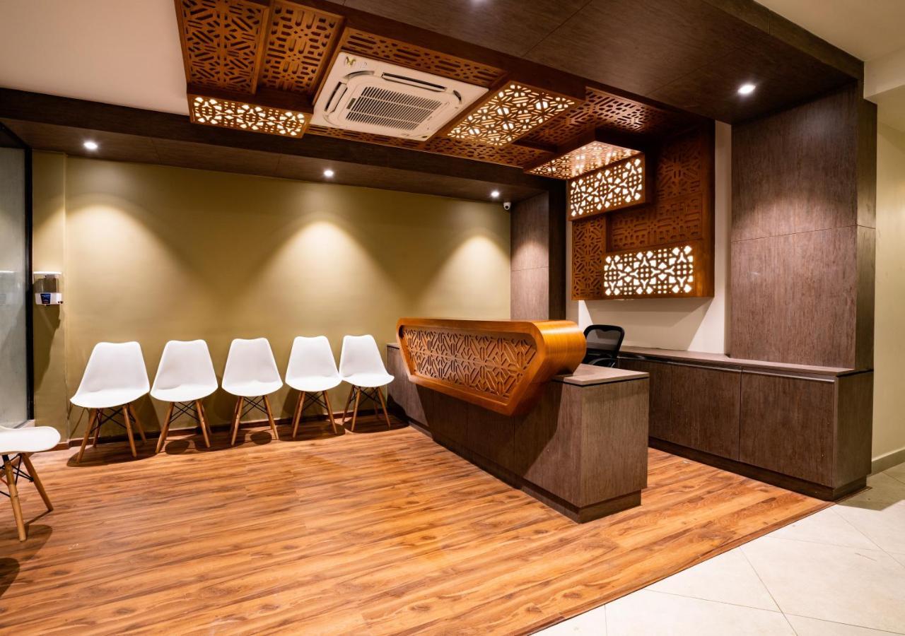 Lavender Infopark Kochi Hotel Kültér fotó